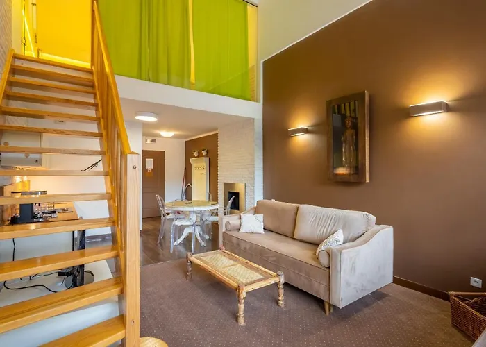 Rentplanet - Szosa Czeska Apartment *